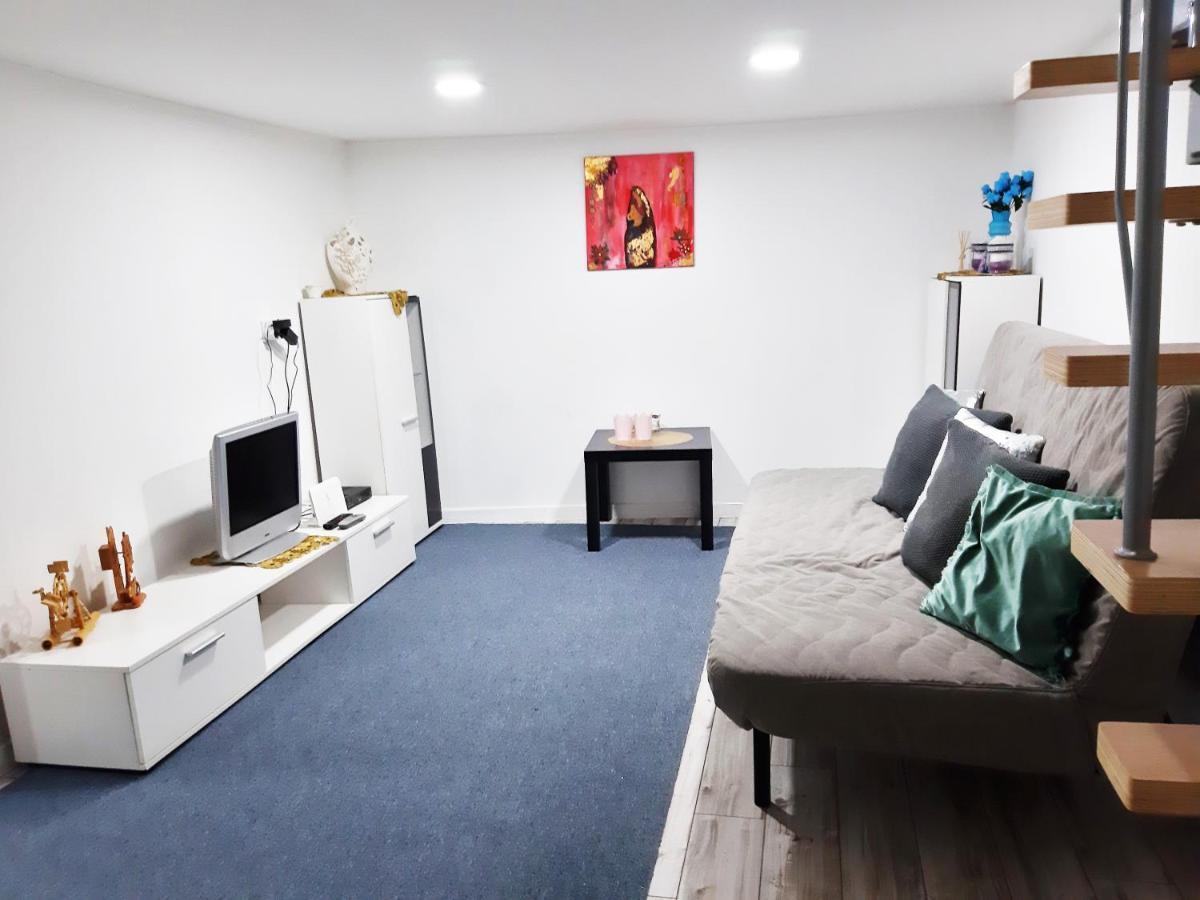 Oriental Apartment Near Gozsdu Udvar Boedapest Buitenkant foto